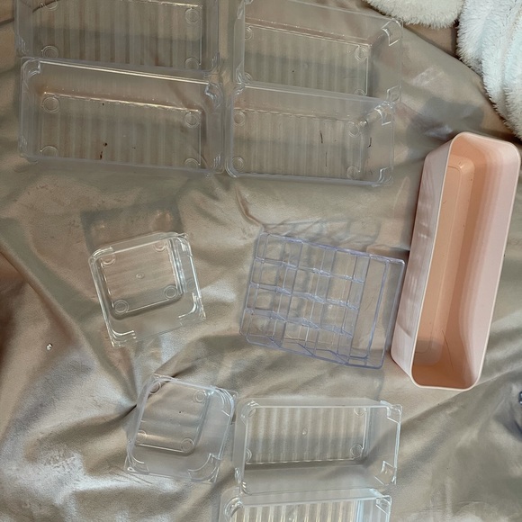 Makeup organizers - Picture 4 of 4